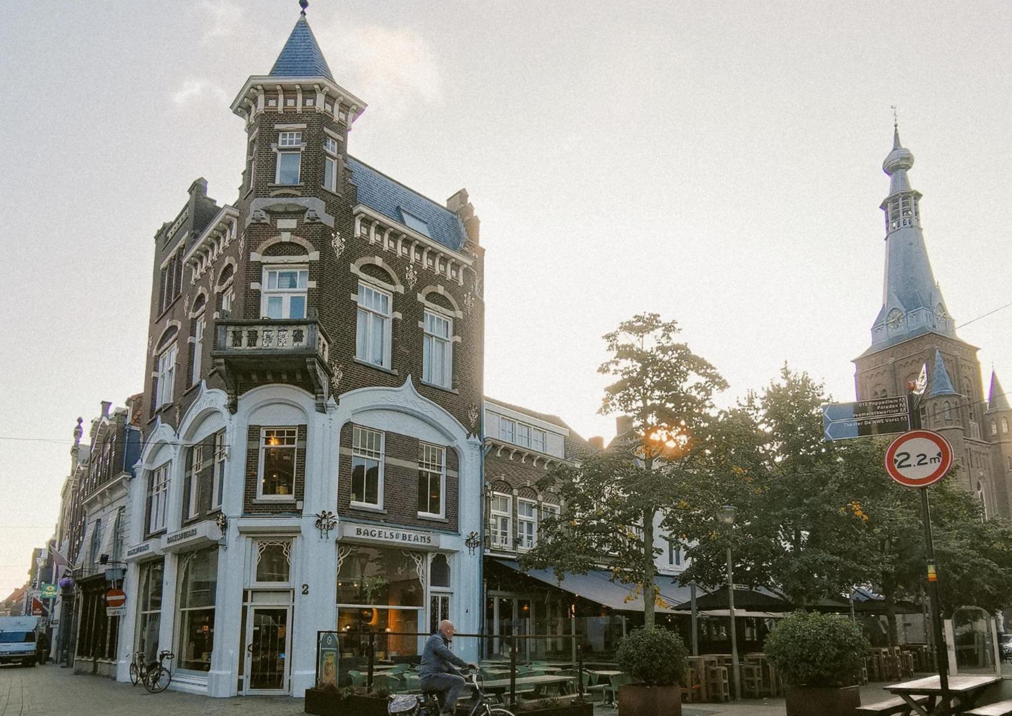 Stadsvilla Tilburg met tuin, Luxury Hendrik Exteriör bild